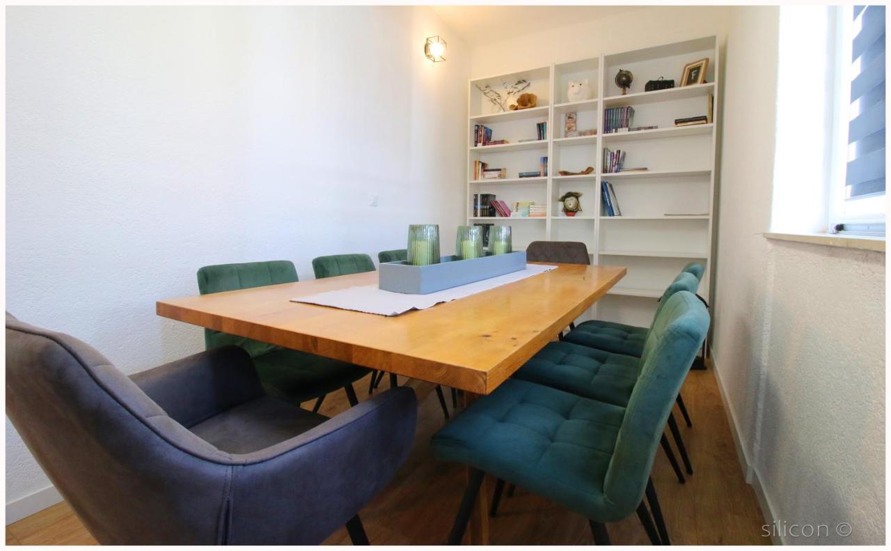 Apartman Silicon Primosten Bagian luar foto